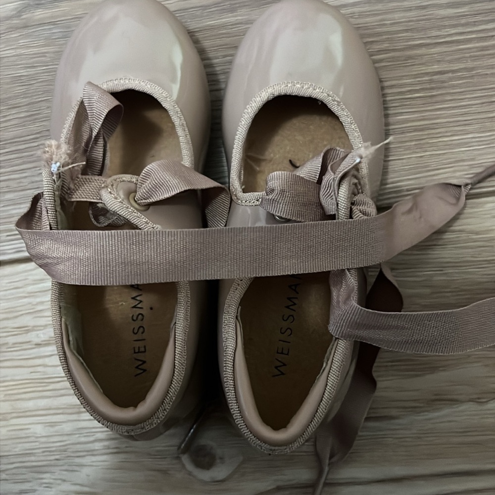 Weissman tap shoes size 9cm